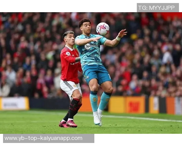 小哈吉任意球惊艳全场29年后重现父亲辉煌瞬间 小哈吉任意球惊艳全场29年后重现父亲辉煌瞬间